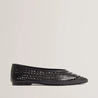 TB shoe